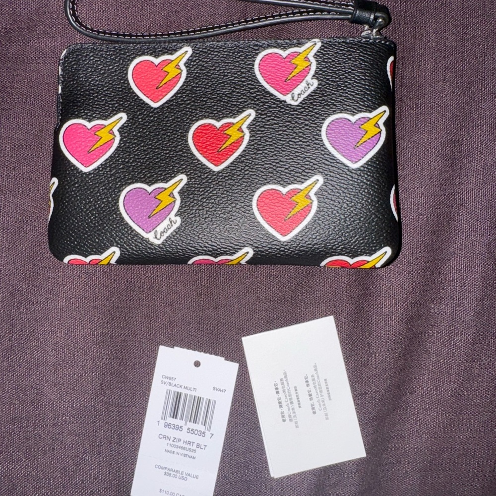 Coach Hearts/ Bolts Wirstlet - Picture 3 of 3